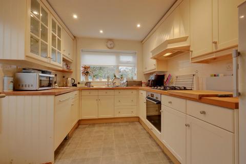 4 bedroom detached house for sale, Cold Waltham Lane, Burgess Hill, RH15