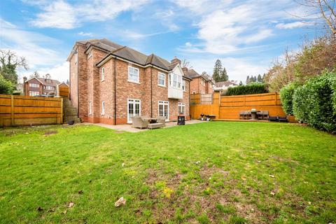 5 bedroom detached house for sale, High Oaks Close, Coulsdon