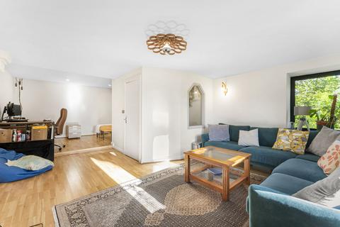 Flat 5, Steeple Court Coventry Road, London, E1 5QZ