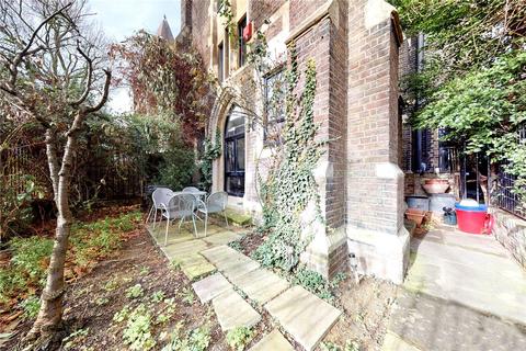 Flat 5, Steeple Court Coventry Road, London, E1 5QZ