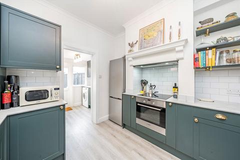 3 bedroom house for sale, Laburnum Road, London SW19