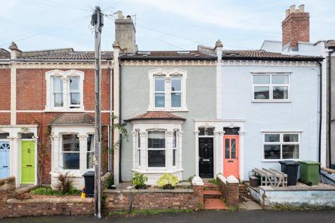 4 bedroom terraced house for sale, Dunkerry Road, Windmill Hill