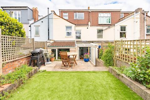10 Dunkerry Road, Bristol, BS3 4LB