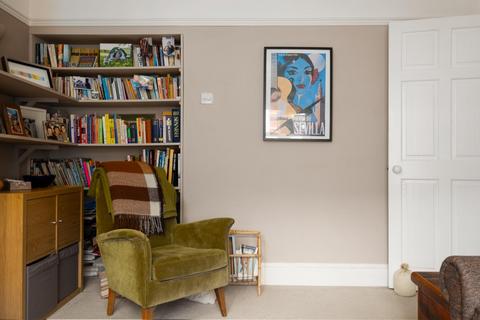 10 Dunkerry Road, Bristol, BS3 4LB