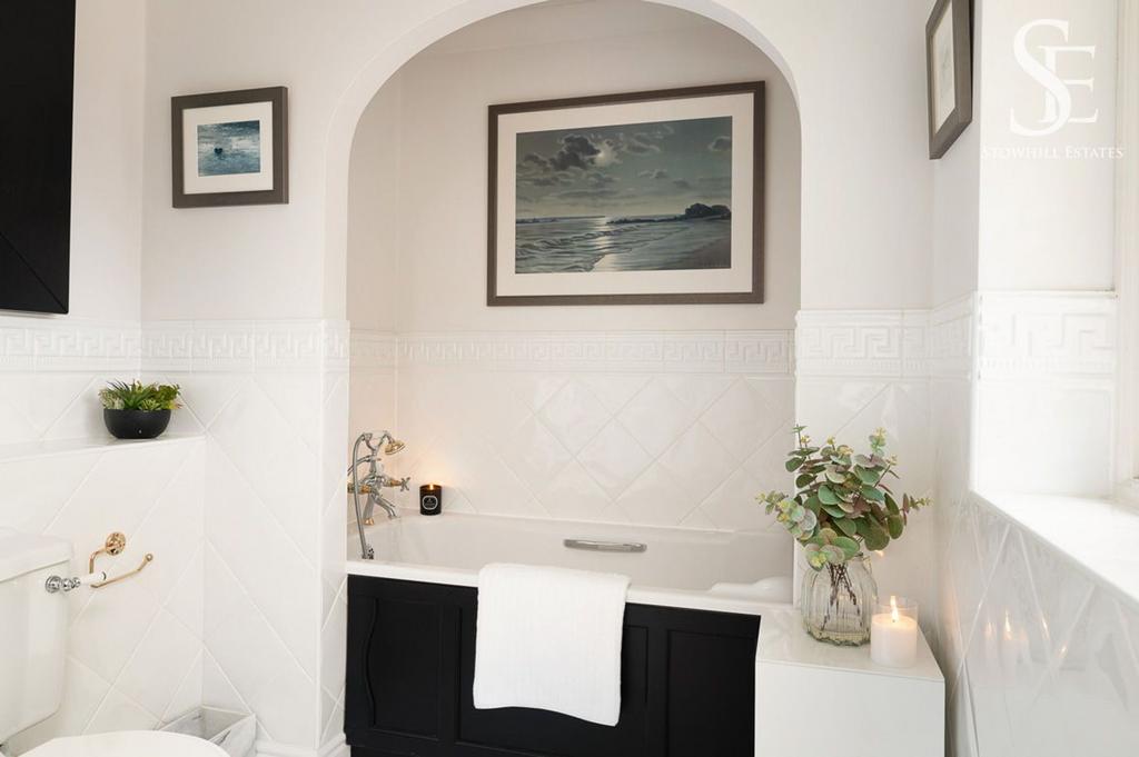 Family bathroom
