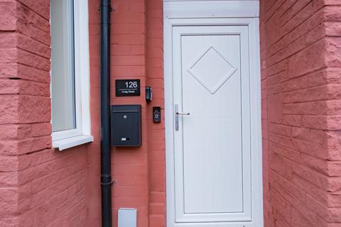 3 bedroom terraced house to rent, Craig Road, Manchester M18