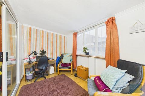 14 Haden Road, Trowbridge, BA14 7AX