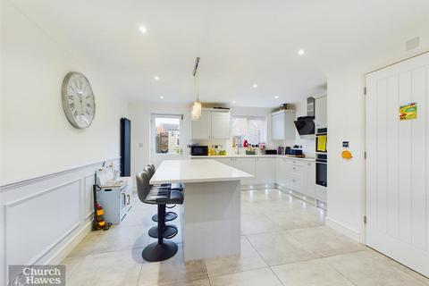 11 Hadrians Way, Heybridge, Maldon, CM9 4QN