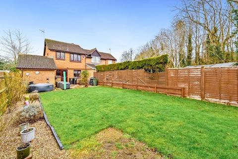 38 Aintree Close, Bletchley, Milton Keynes, MK3 5LP