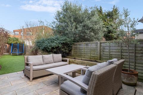 39 Brightwell Crescent, London, SW17 9AD