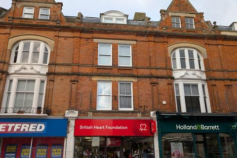 1 bedroom flat to rent, Sandgate Road, Folkestone, CT20