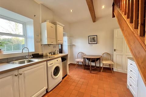 3 bedroom terraced house for sale, Sheffield Road, Glossop