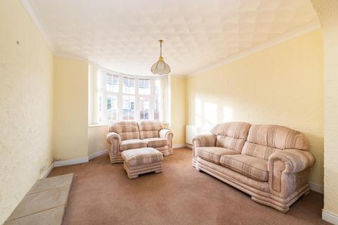 83 Barr Road, Gravesend, DA12 4DX