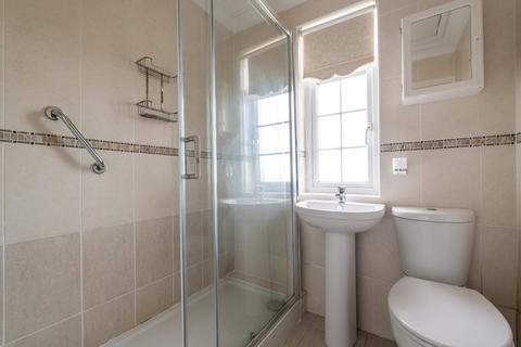 83 Barr Road, Gravesend, DA12 4DX