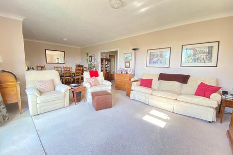 2 bedroom flat for sale, Oaklands Road, Bromley BR1
