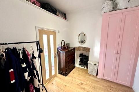 9a Darnley Street, Gravesend, DA11 0PJ