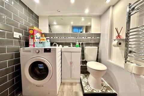 9a Darnley Street, Gravesend, DA11 0PJ