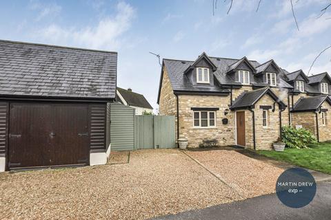 1, Jalna Lodge Camp Road, Upper Heyford, Bicester, OX25 5LJ