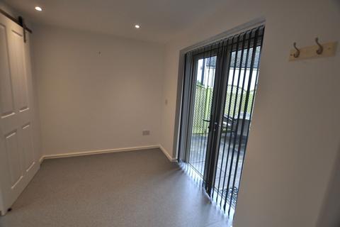 1, Jalna Lodge Camp Road, Upper Heyford, Bicester, OX25 5LJ