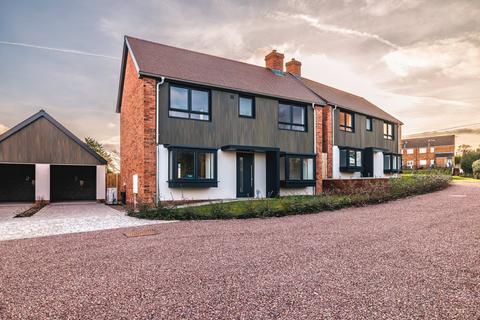 3 bedroom detached house for sale, The Brampton, Brampton Abbotts, Ross-on-Wye, Herefordshire, HR9