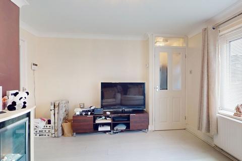 2 bedroom end of terrace house for sale, Bardfield, Basildon, Essex, SS16