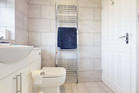67 Bardfield, Basildon, SS16 4JW