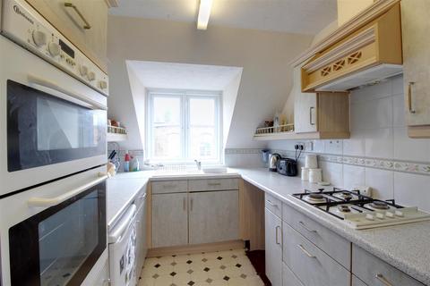 2 bedroom apartment for sale, Lower Kings Road, Berkhamsted