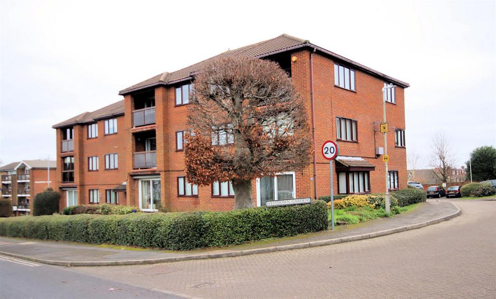 9 Westdown Gardens - H4.jpg