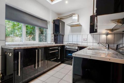 2 bedroom terraced house for sale, Linden Road, Hampton, TW12 2JG