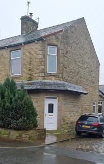 3 bedroom end of terrace house to rent, Longroyd Road, Earby BB18