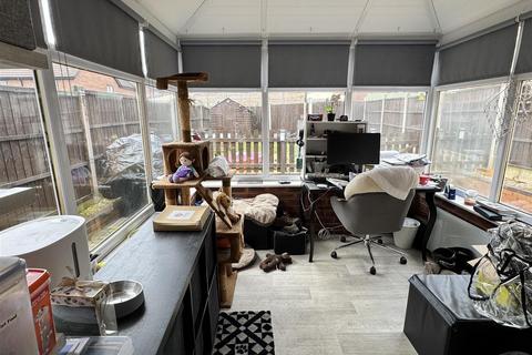 18 Eathorpe Close, Birmingham, B34 7JD