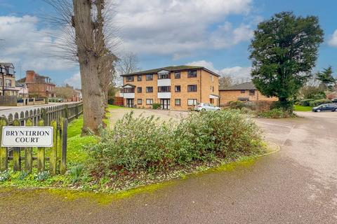 2 bedroom flat for sale, Bryntirion Court, Cheveley Road, Newmarket