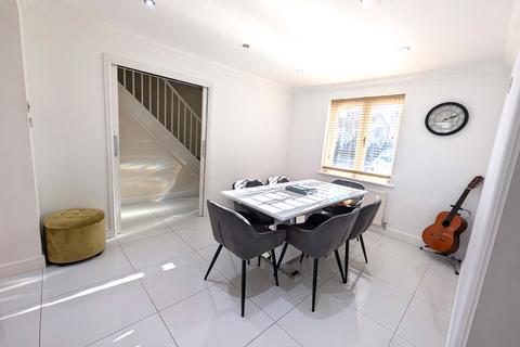 11 Doubleday Drive, Heybridge, Maldon, CM9 4TL