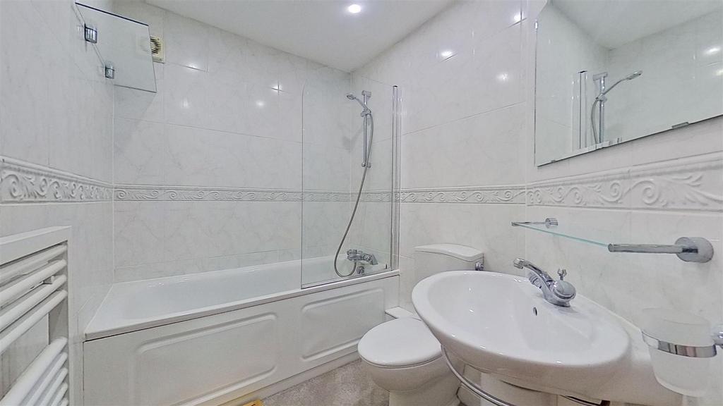 Harper-Mews-Earlsfield-SW17-Bathroom-1.jpg