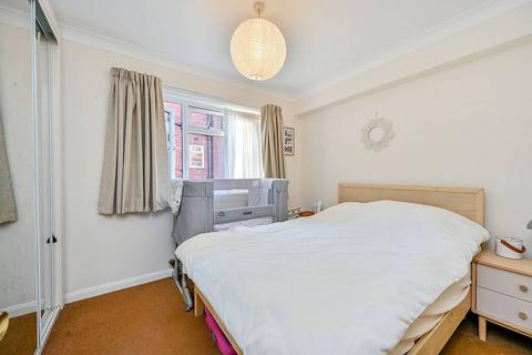 1 bedroom flat for sale, Castlebar Park, Ealing, London, W5