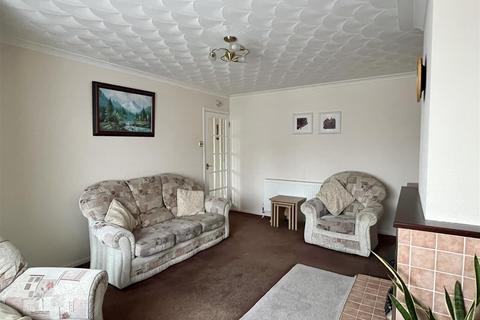 27 Park Way, St Austell, PL25 4HR