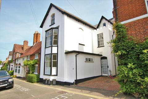 4 bedroom terraced house to rent, The Terrace, Wokingham, RG40