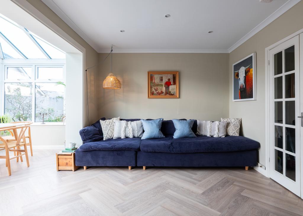 6797b9ec46e45 Hughenden-36