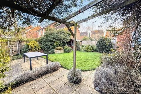 14 Bugsby Way, Kesgrave, Ipswich, IP5 2WX