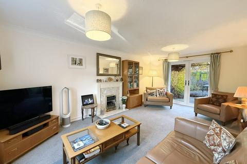 14 Bugsby Way, Kesgrave, Ipswich, IP5 2WX