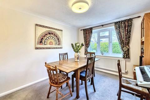 14 Bugsby Way, Kesgrave, Ipswich, IP5 2WX