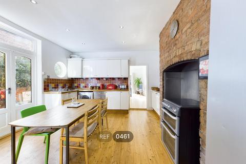 undefined, Park Avenue, Princes Avenue, HU5 3EW