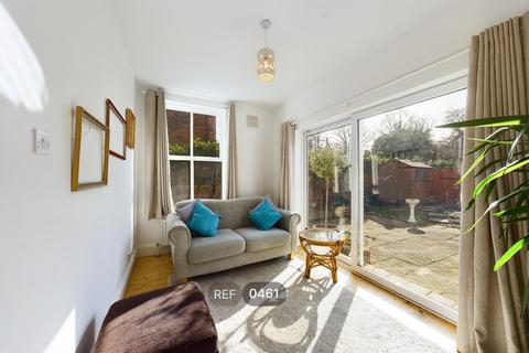 undefined, Park Avenue, Princes Avenue, HU5 3EW