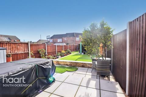 5 Elm Road, Aveley, South Ockendon, RM15 4SX