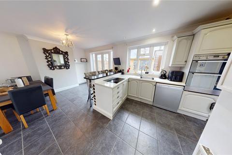 9 Webster Road, Stanford-le-hope, SS17 0BD