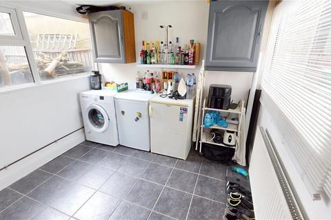 9 Webster Road, Stanford-le-hope, SS17 0BD