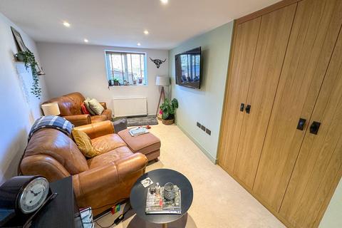 undefined, Newton Abbot TQ12