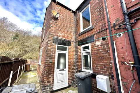 2 bedroom house to rent, New Street , Stairfoot, Barnsley