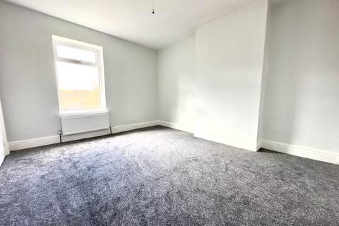 2 bedroom house to rent, New Street , Stairfoot, Barnsley