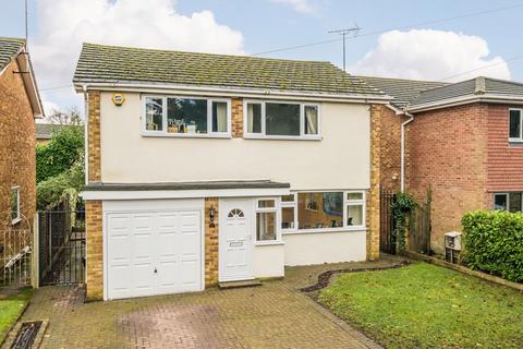 3 bedroom detached house for sale, Wensleydale Gardens, Hampton TW12